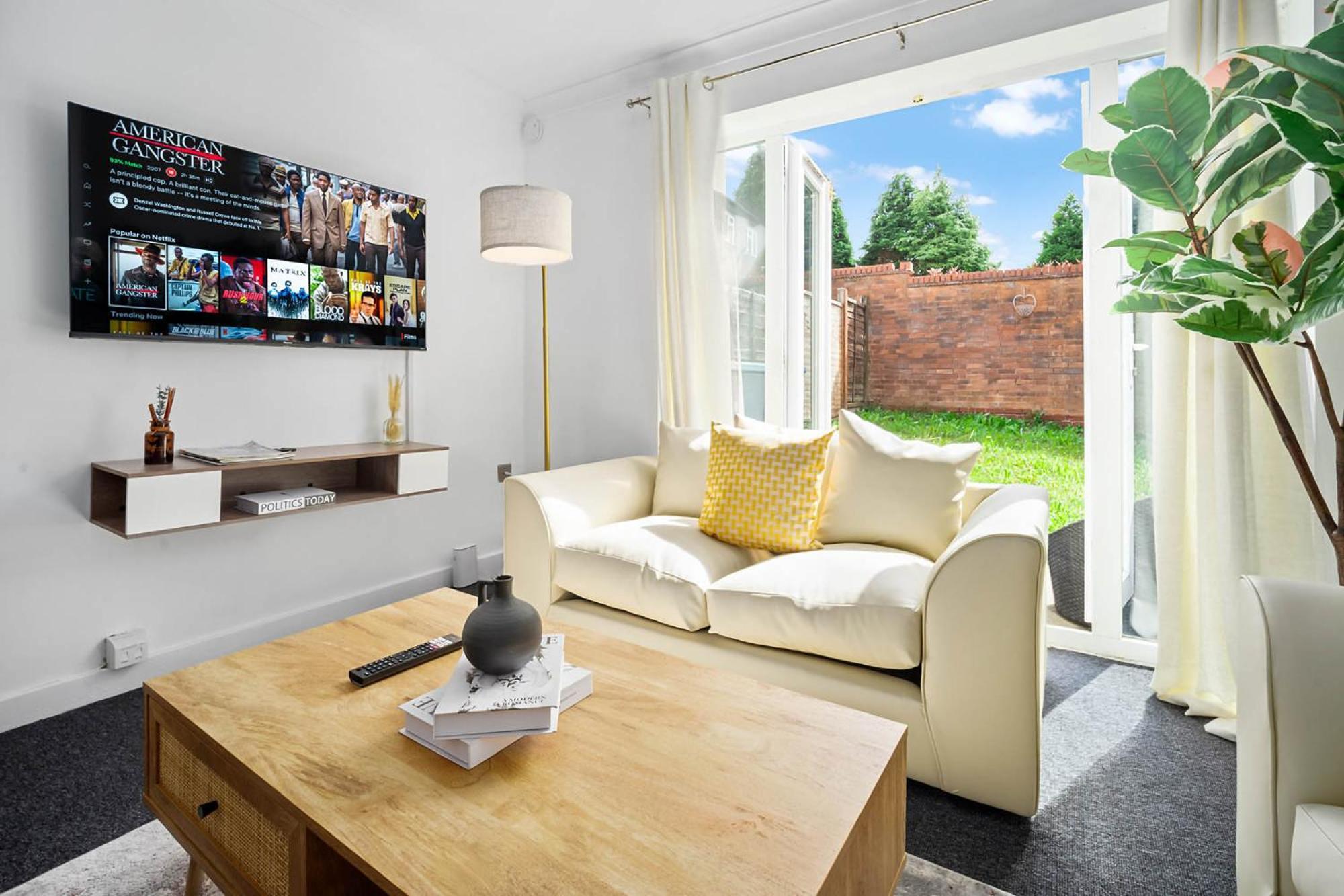 2 Bedroom House - Garden & Parking 2Gm - Wifi Birmingham Zewnętrze zdjęcie
